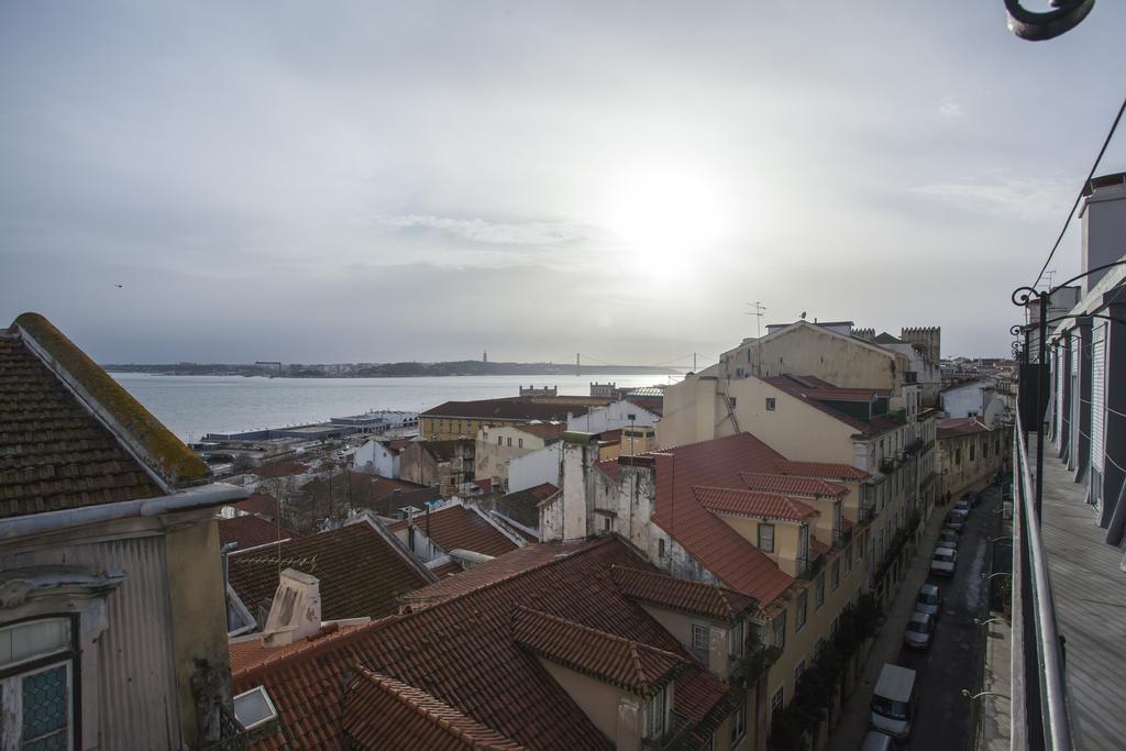 Breathtaking River View In Alfama Lisboa エクステリア 写真